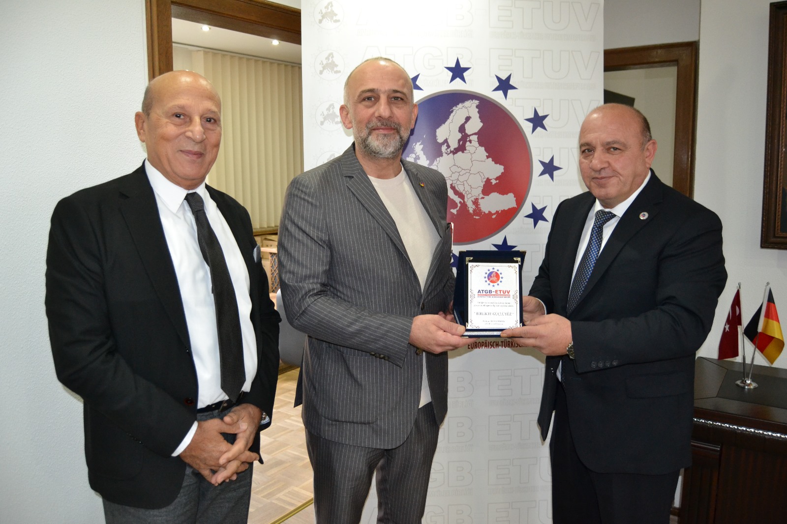 7Ab8Ce60 D75E 4905 81D5 222799F8Abba