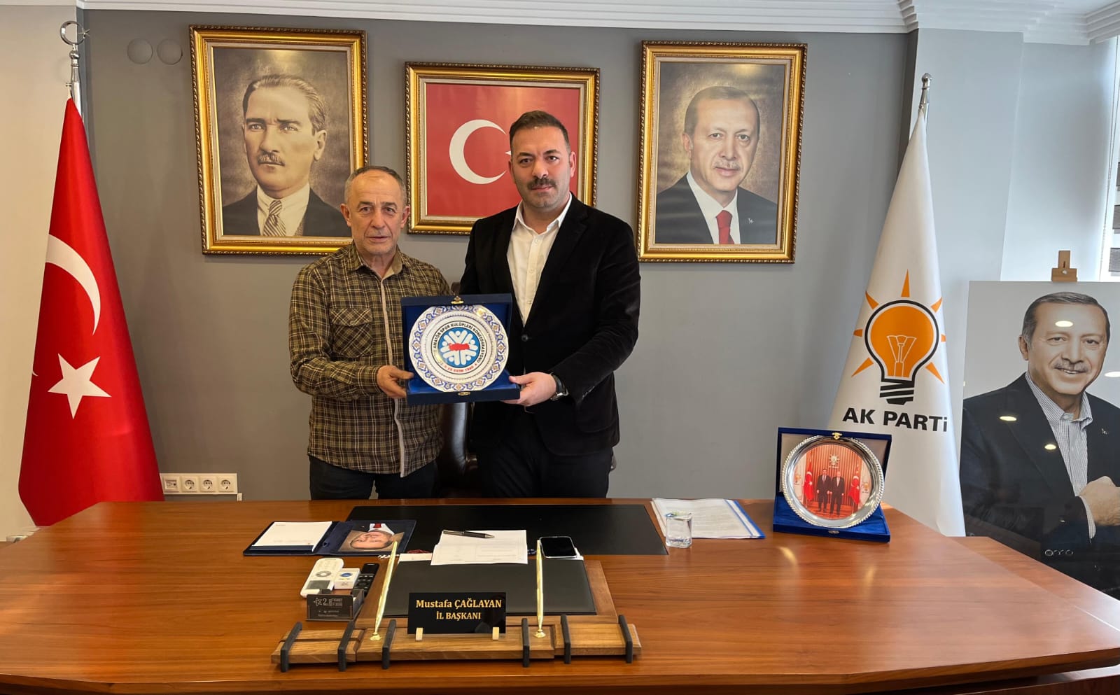 7E8Eb8F6 82Ca 40Cd A09A 840C1E583Fbb