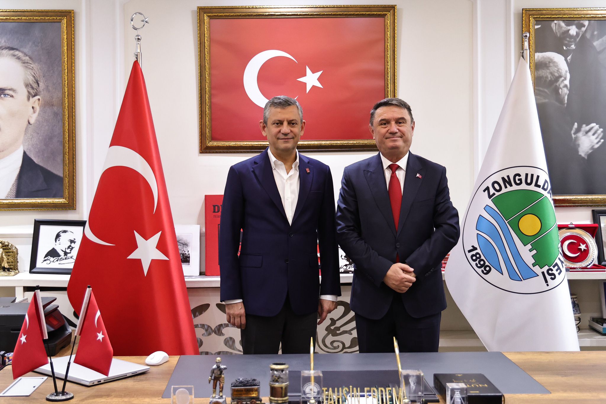 B08D188F 7764 4643 8D42 B48C480A779D