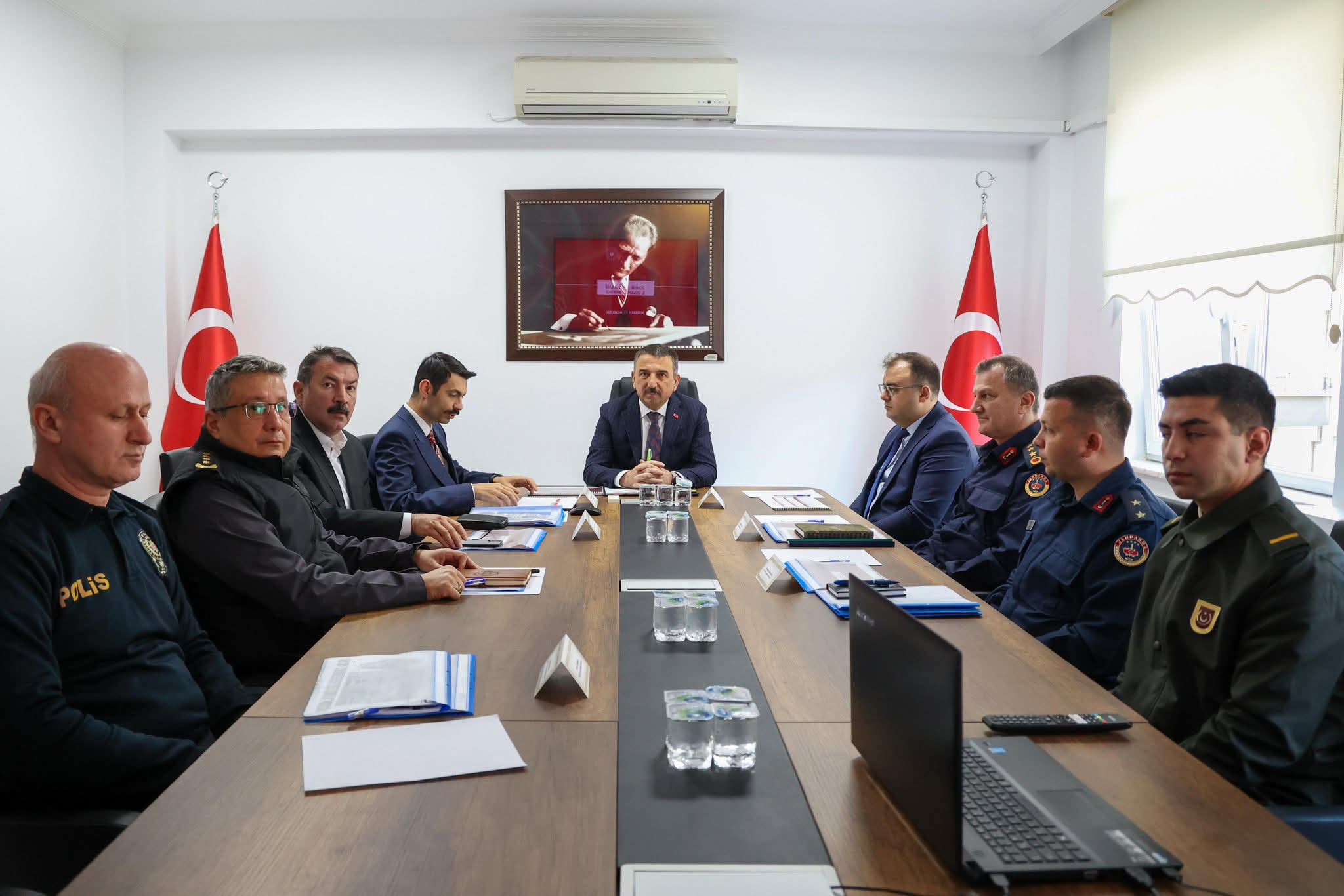 B4C37B3B C251 4B76 Beb4 F3B6D0C3Ce83