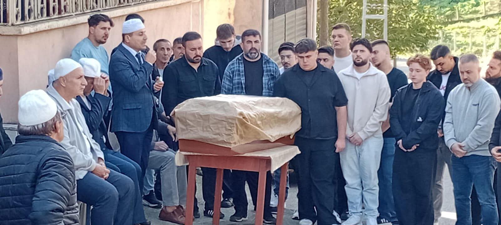 B79Dc4F2 F090 40F3 81A0 Bef740713F89