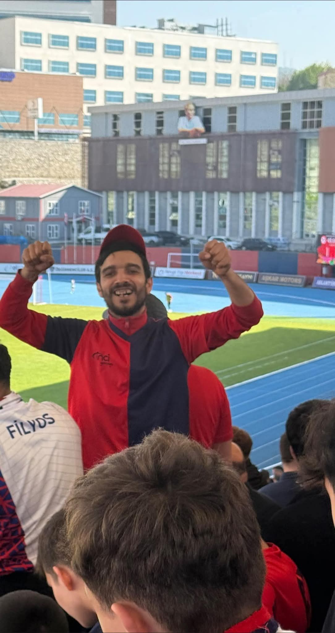 C26137E8 818F 432F Af16 A2927348Ba04