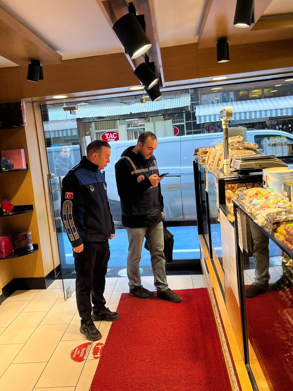 D8E0E085 641D 496A Ae72 65907525498D