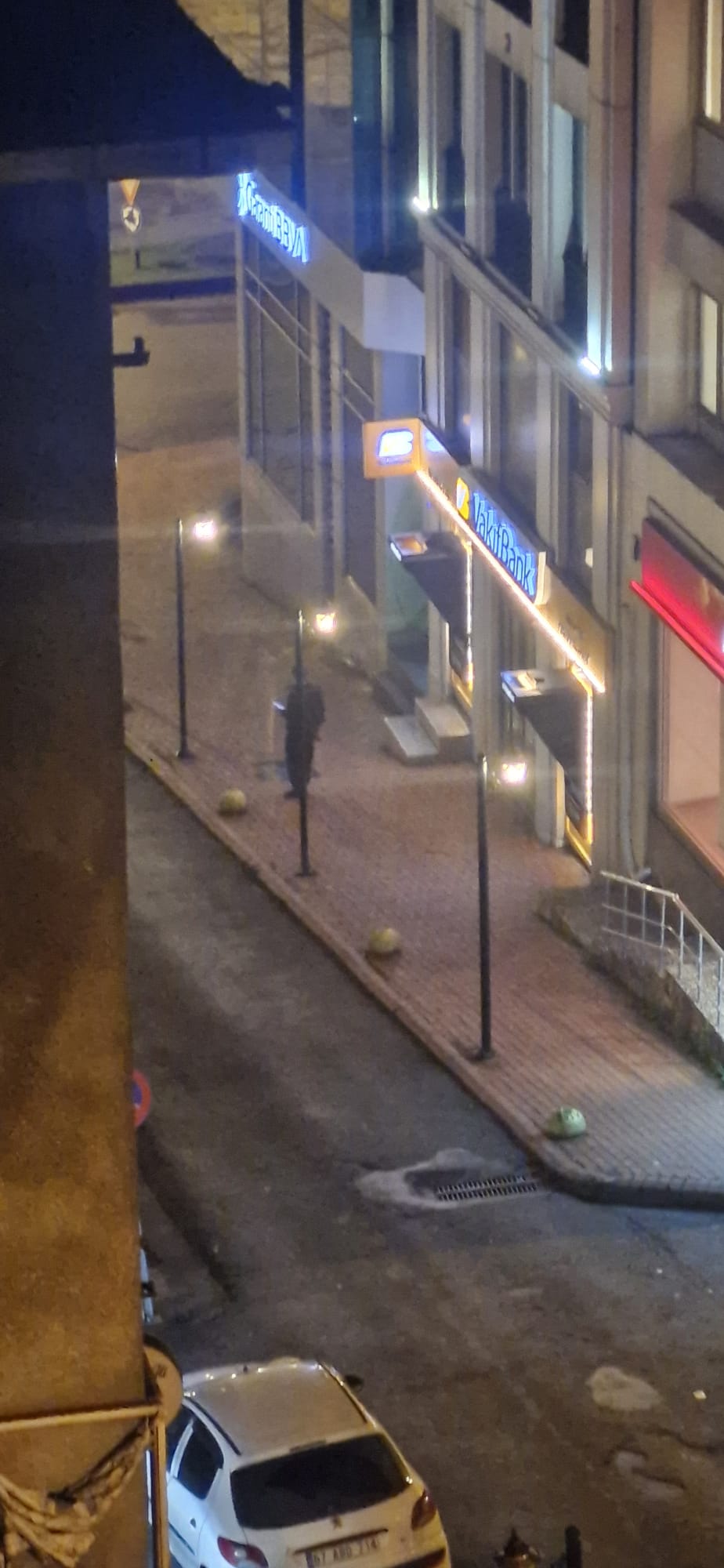 46B6Af05 511D 411E Bdfe 9B7F29Fce37A