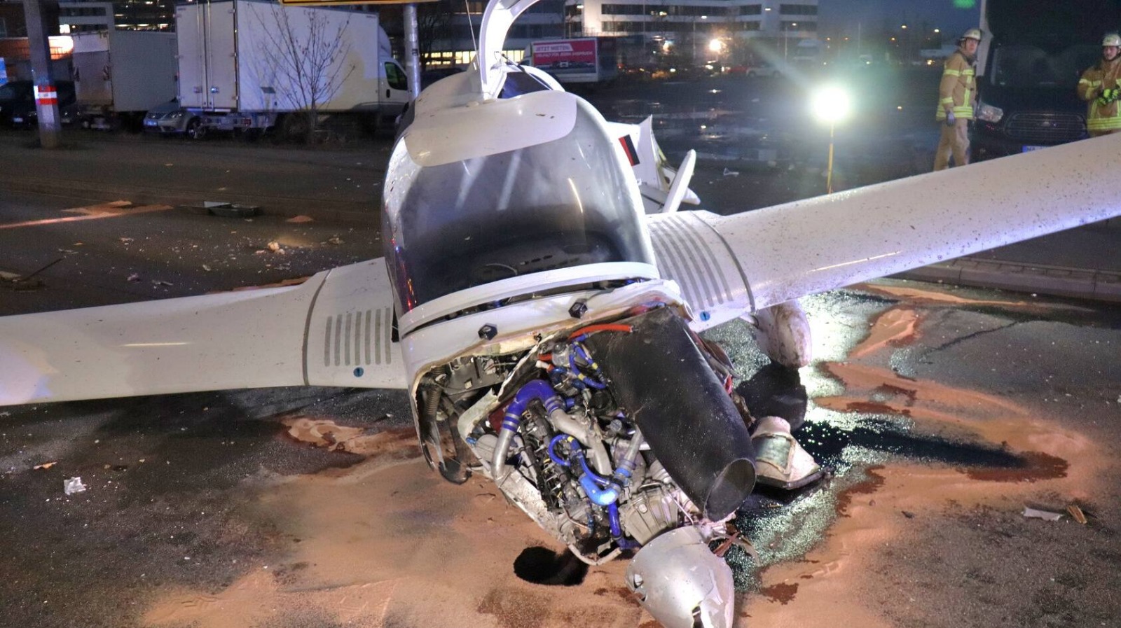 B78A7604 5B65 418D A75C E240F9979Eb8