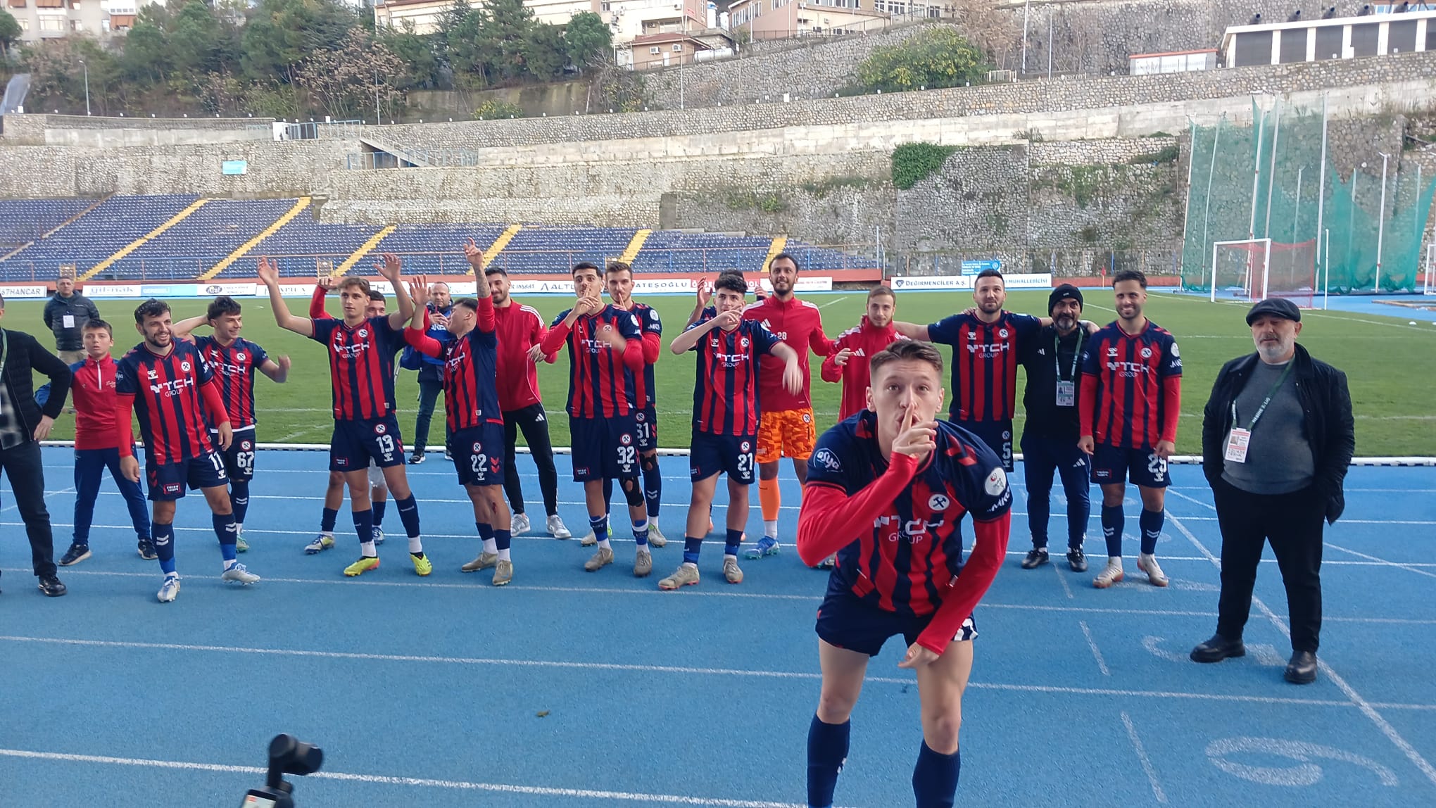 B883D588 11B1 473D Aaf7 47De69Bd85B3