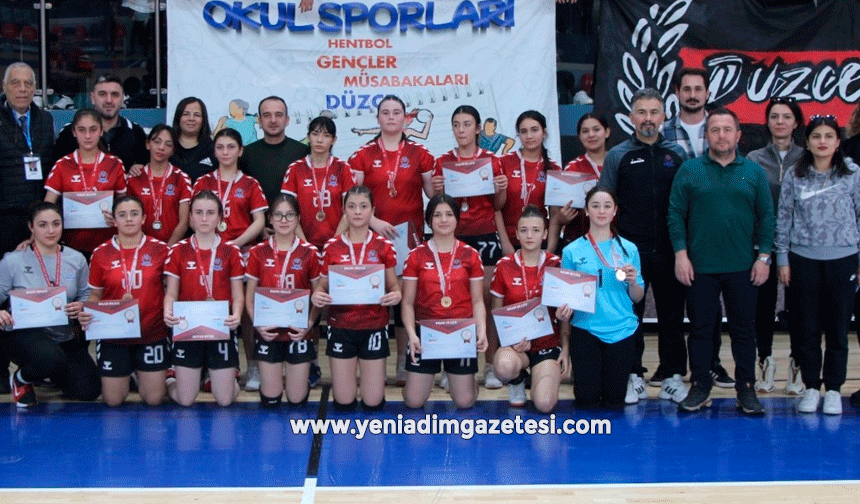 Hentbolda şampiyonlar belli oldu
