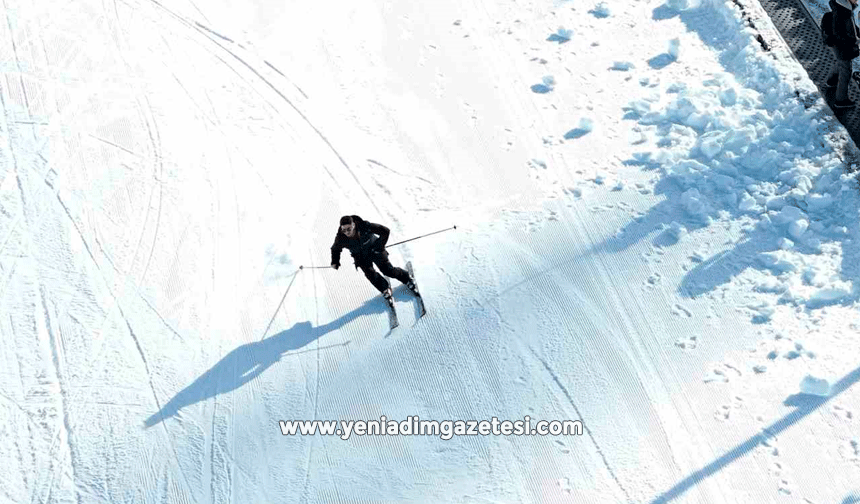 Kartalkaya'da kayak sezonu açıldı