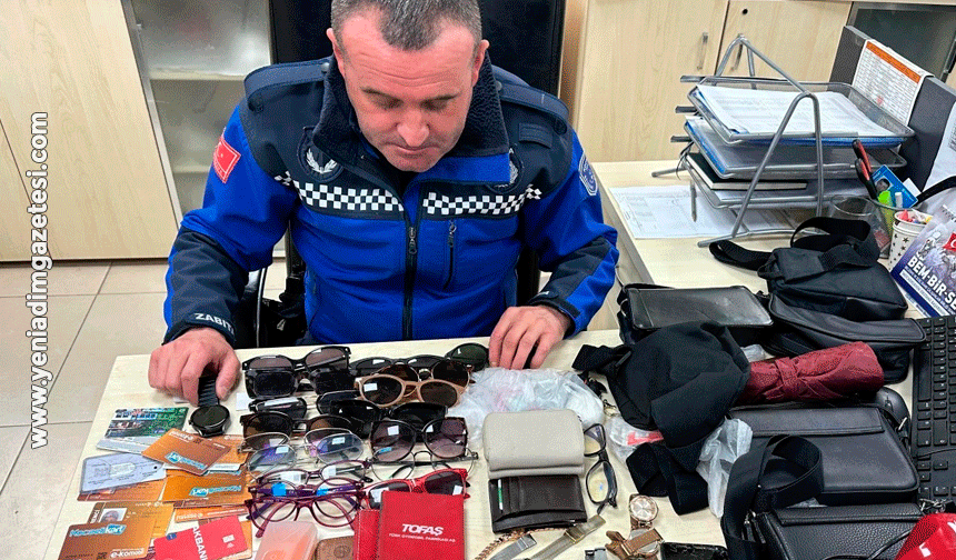 Kocaeli'de kayıp eşyalar 'Alo 153' ile sahiplerini bekliyor