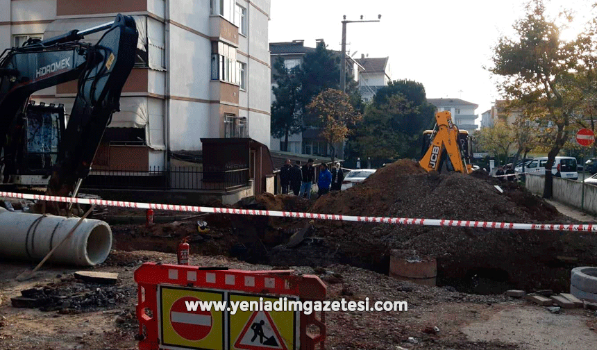 Kocaeli'de altyapı çalışması sırasında doğalgaz borusu patladı