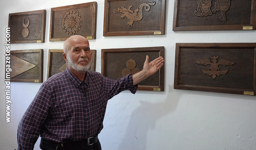 Emekli polis, ahşap hat sanatıyla evini adeta müzeye çevirdi