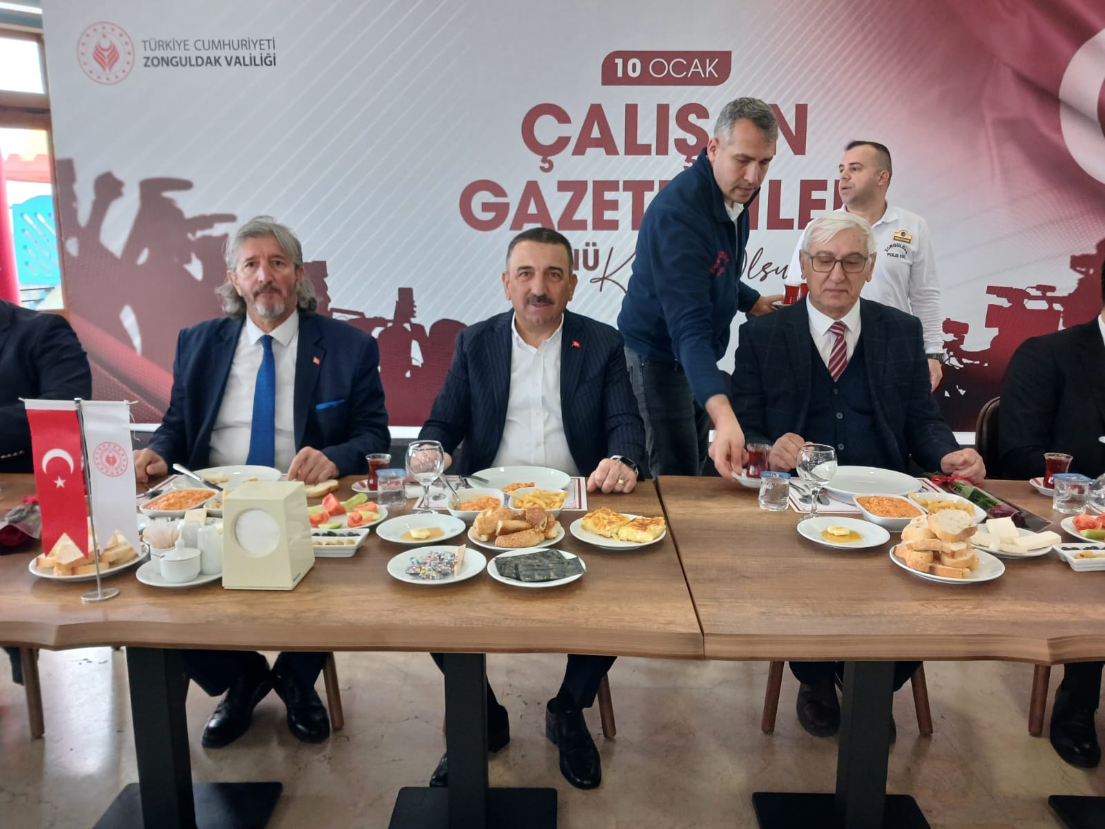 694D5107 98Fb 4C06 9501 F884Dfd96425