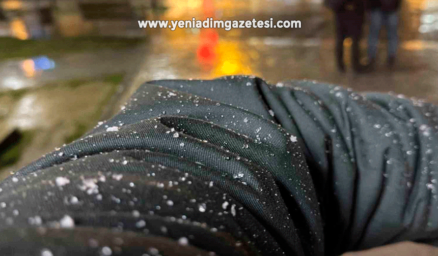 Düzce'de beklenen kar yağışı başladı