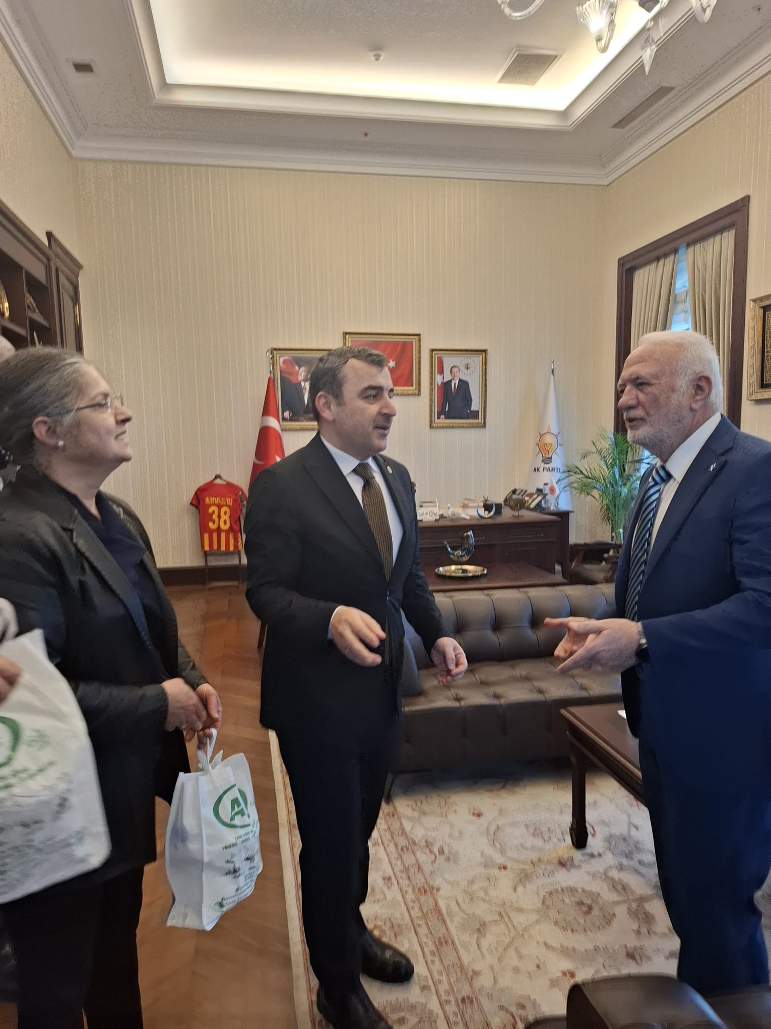 F7D9E6Db 41C8 4232 B6D1 359Ee49Da3A6