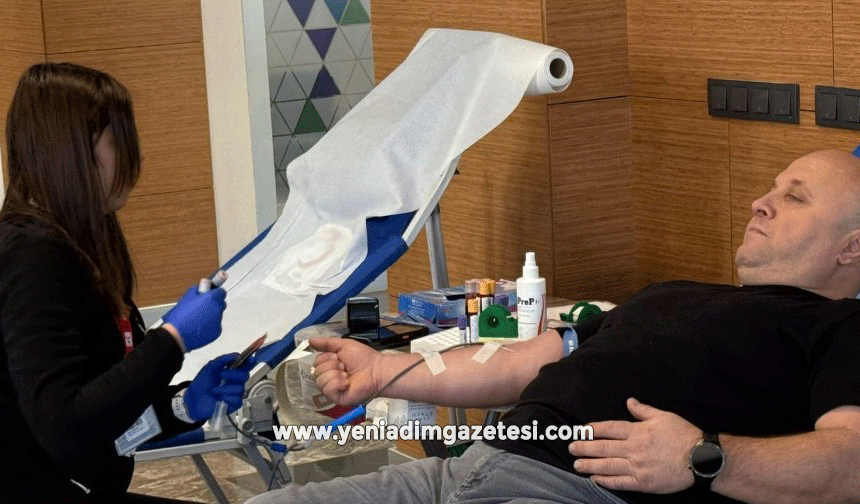 Kartepe'de geleneksel kan ve kök hücre bağışı kampanyası düzenlendi