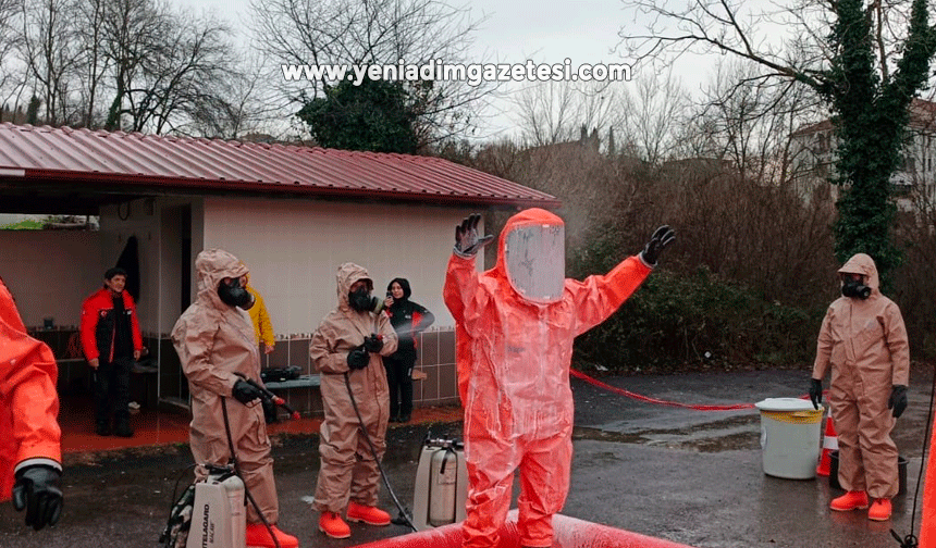 KBRN eğitimi sonrası arama kurtarma ekiplerinden saha tatbikatı