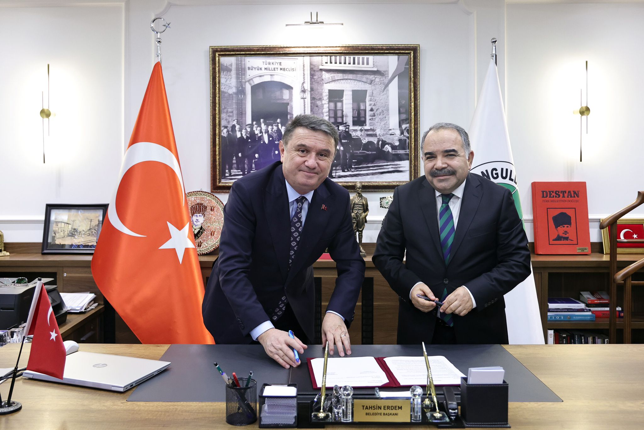 149Bcf72 Dcf2 4Ed2 83A1 210F2D4335D6