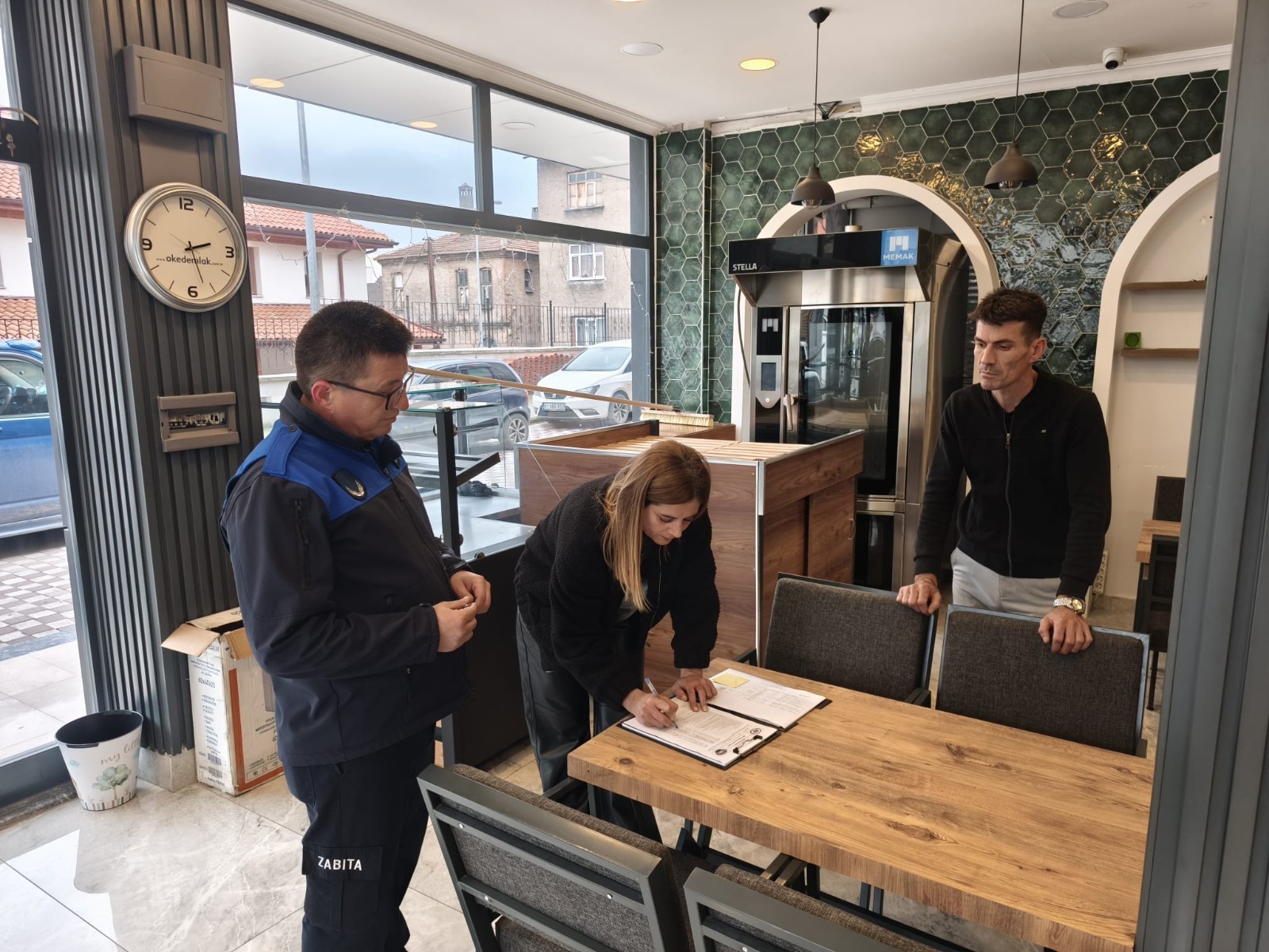 3E885F5E Fad6 4930 A45B 101D3C403E53