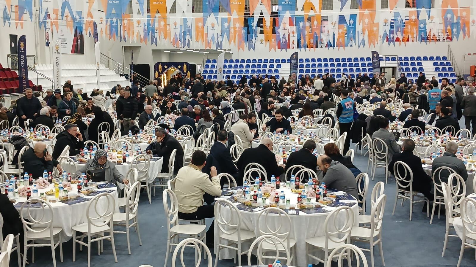 4B98Dd94 De91 4B47 A031 Eb6Ea6C87011