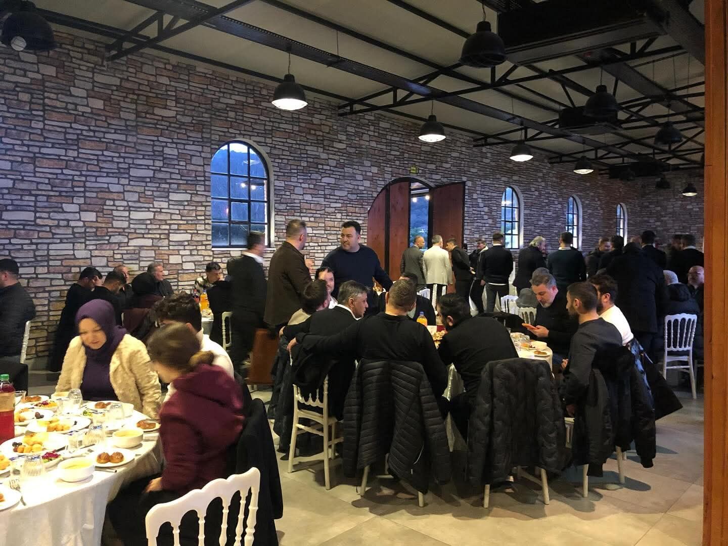 5D93D635 1156 40Ea A718 D0D2B9E55E97