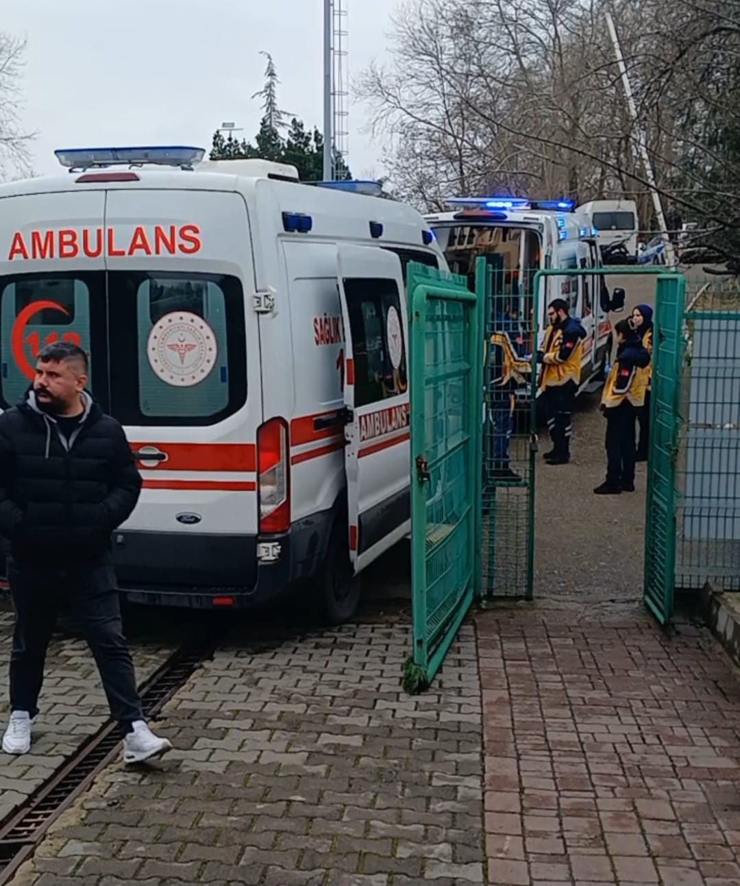Ambulans-7