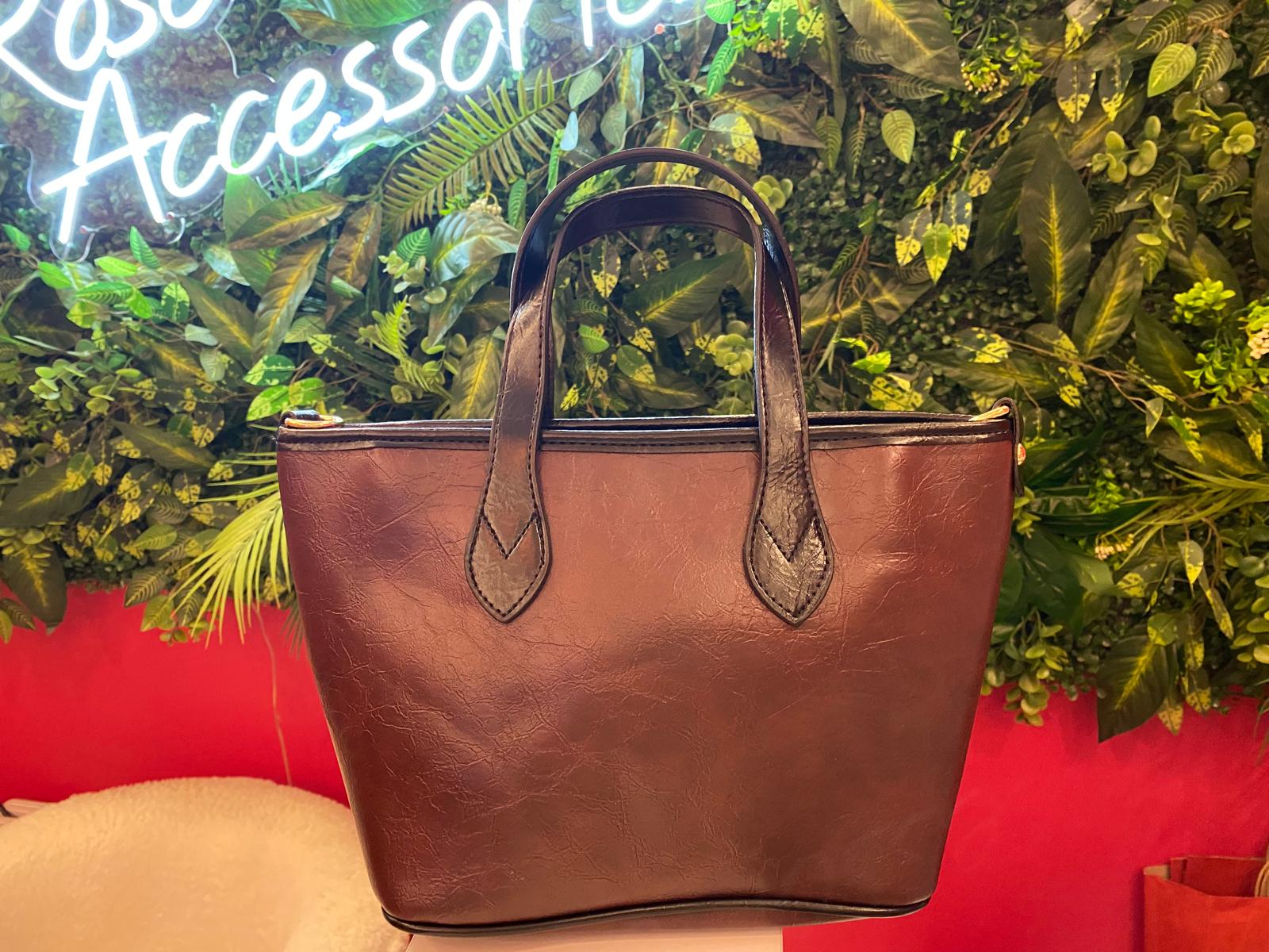 C8D7B021 C4C6 42Ec A3D3 E37686308Abf