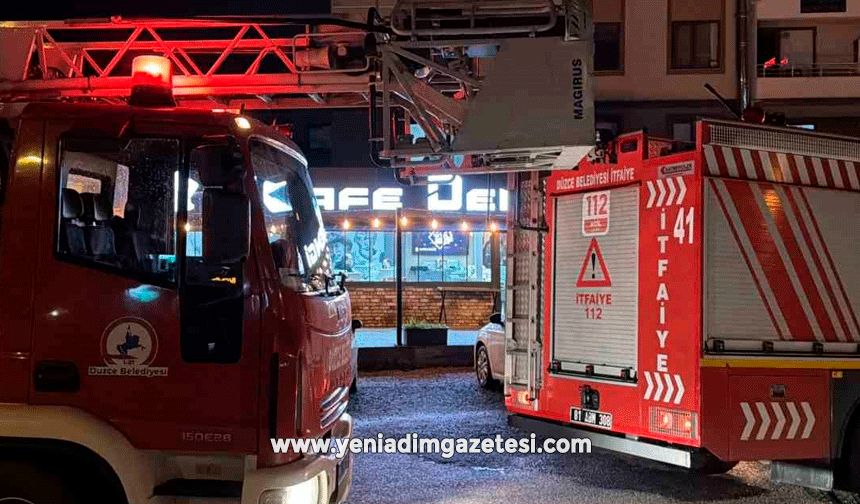 Kafenin mutfağında yanan yağ itfaiyeyi harekete geçirdi
