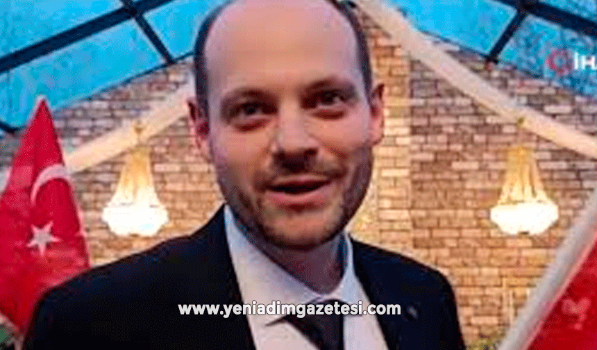 Türk kızıyla nişanlanan Alman damadın Türk bayrağı hassasiyeti