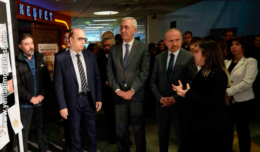 30 ülkeden 350 sanatçı posta sanatıyla 'asrın felaketi'ni anlattı