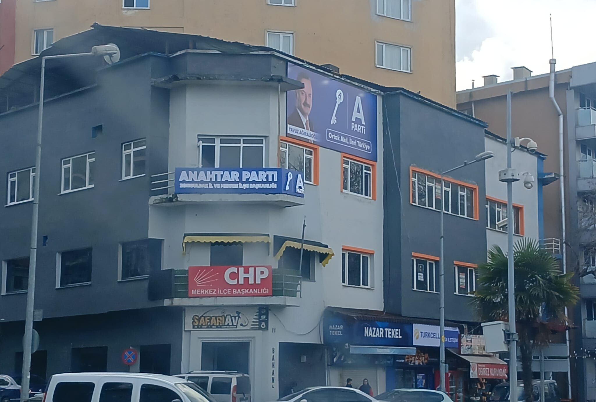 381222C6 512D 400E B8F3 A4C61C9C134B