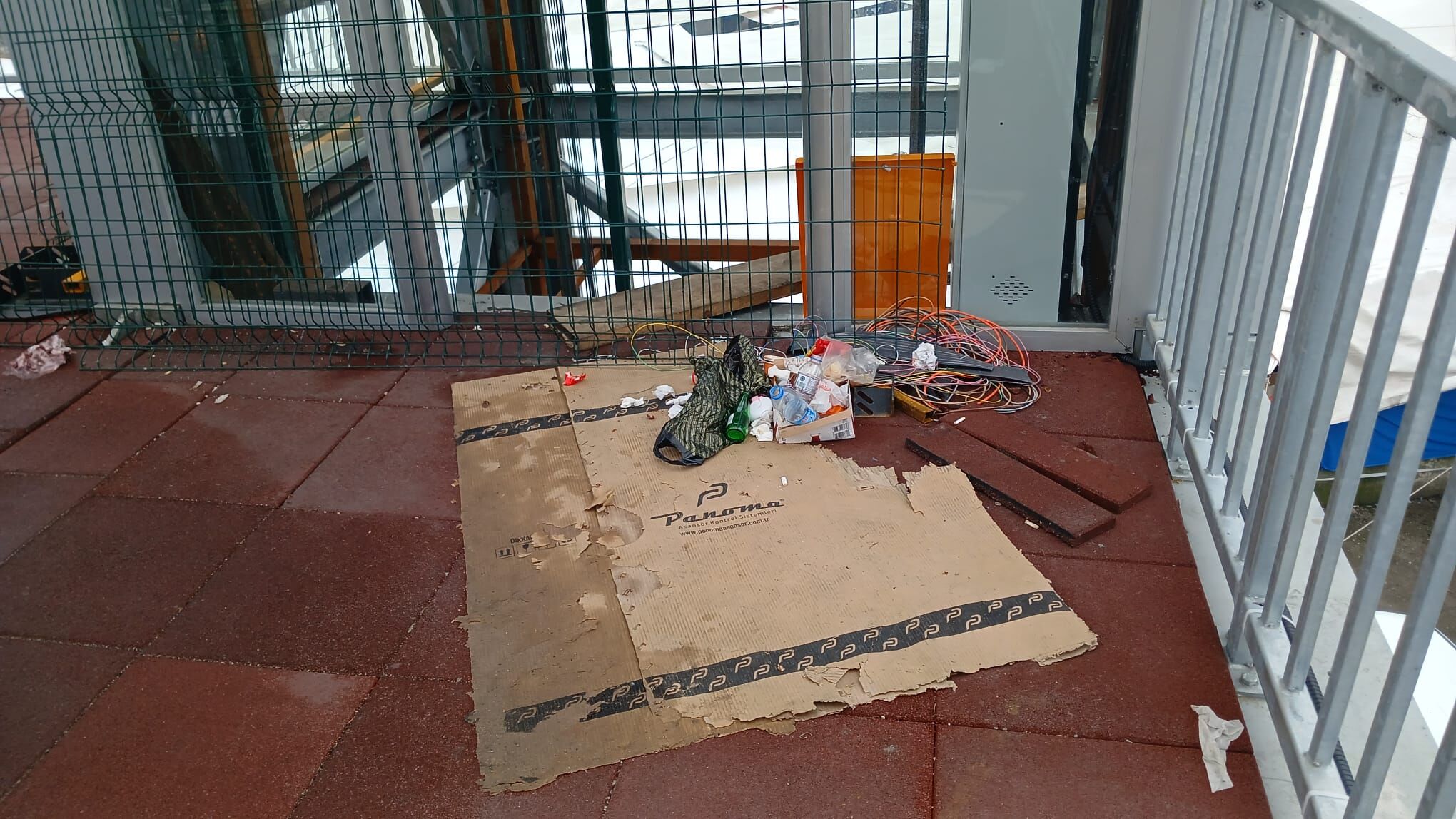 68C5A99B D9Ab 4999 96B2 60D0A1C352C7