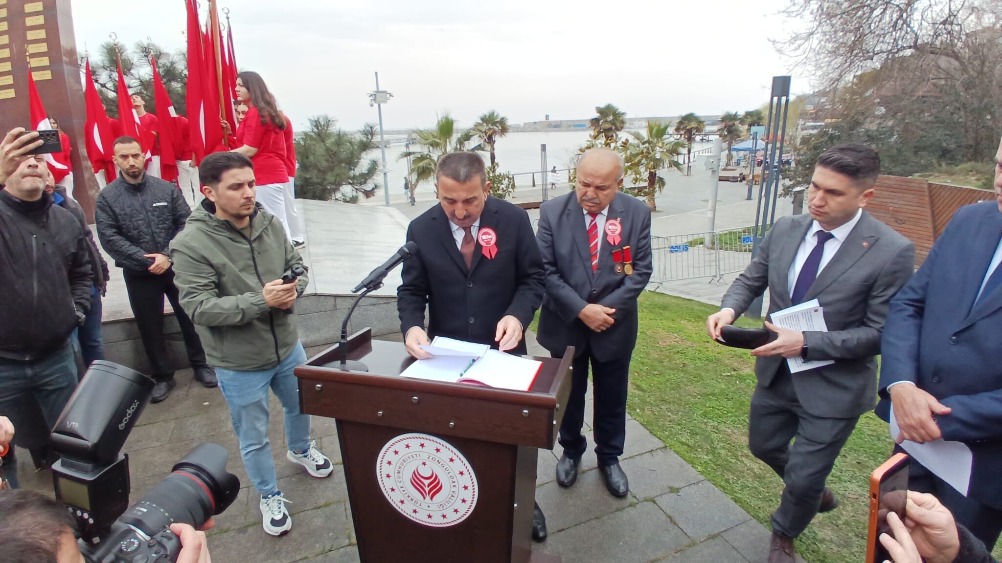 C4Dcf46B F9Bc 4761 B9F8 A2D5Ec39281F