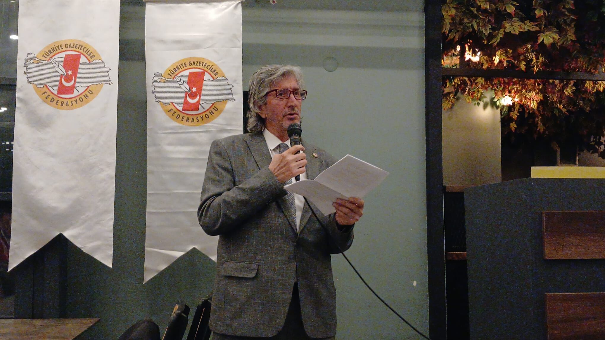 Ce996Fc7 33F5 4949 99D0 952E990B36E9