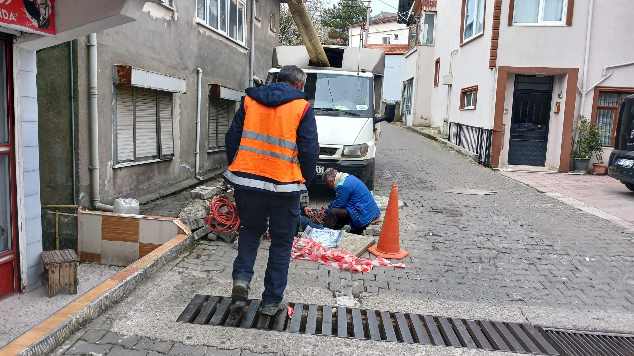 E4C2178C Cf5F 48Ca Bf66 B673Ea83F546