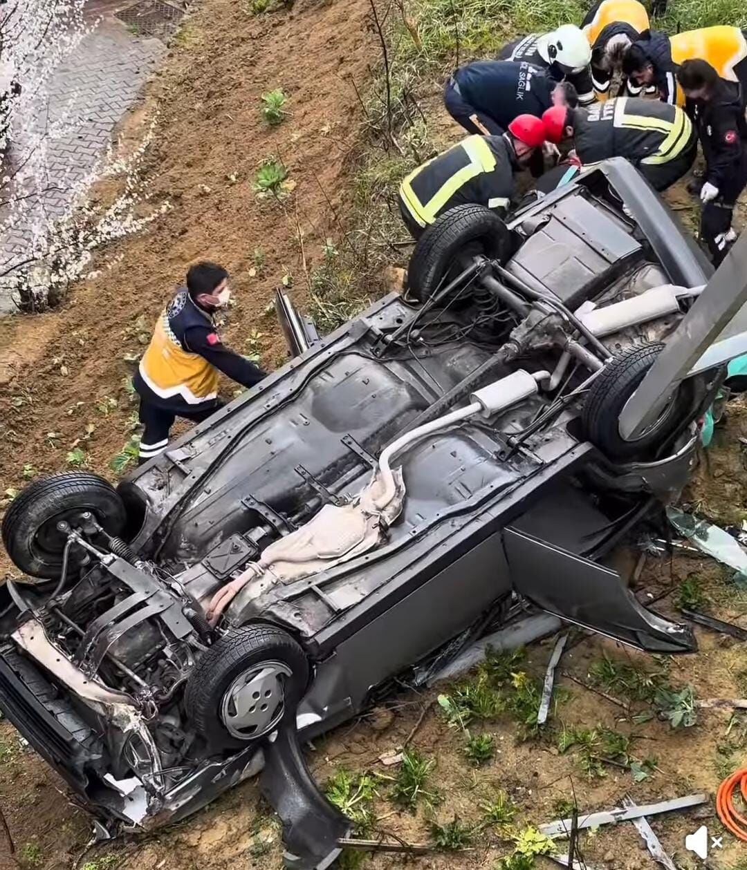 Eb8Ea35E Ebe0 4D35 Bf32 0316Eec0Bd92