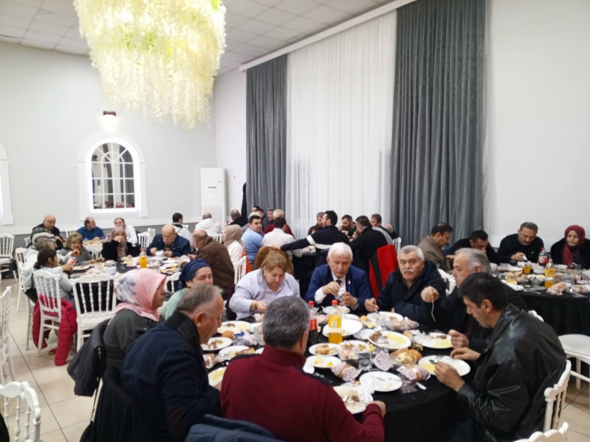 F5E41631 E9B2 4136 B6C9 B0B7Ef34Ac6E