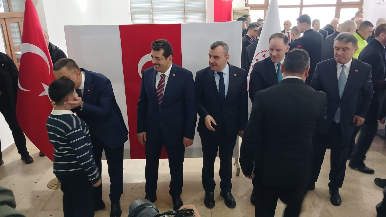 F847273C C765 4B64 Ad07 C32B2Dcee512