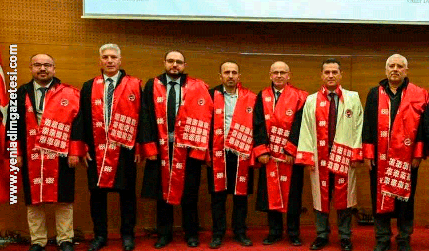 Kastamonu Üniversitesi'nde 89 akademisyen cübbe giydi