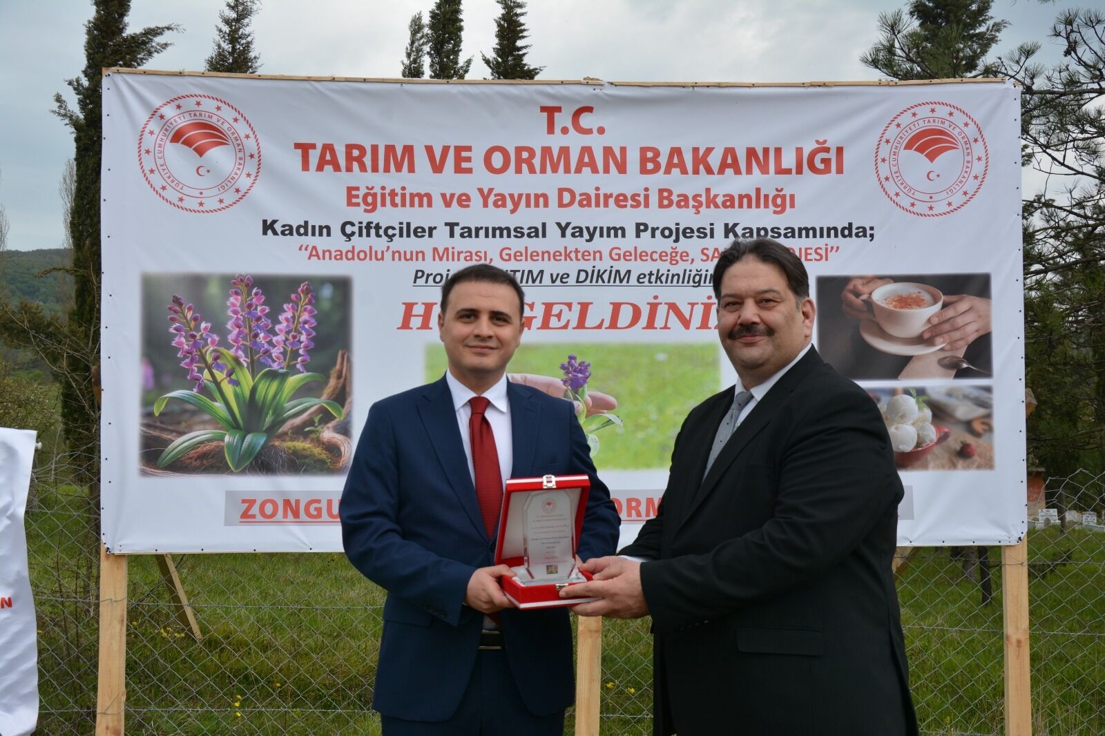 5B545A71 3760 464A 93E4 6E3Eab9F86C7