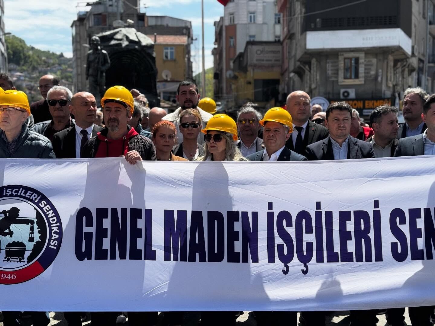 71722F42 96Ad 440D 8Fe3 5A2De9C29810