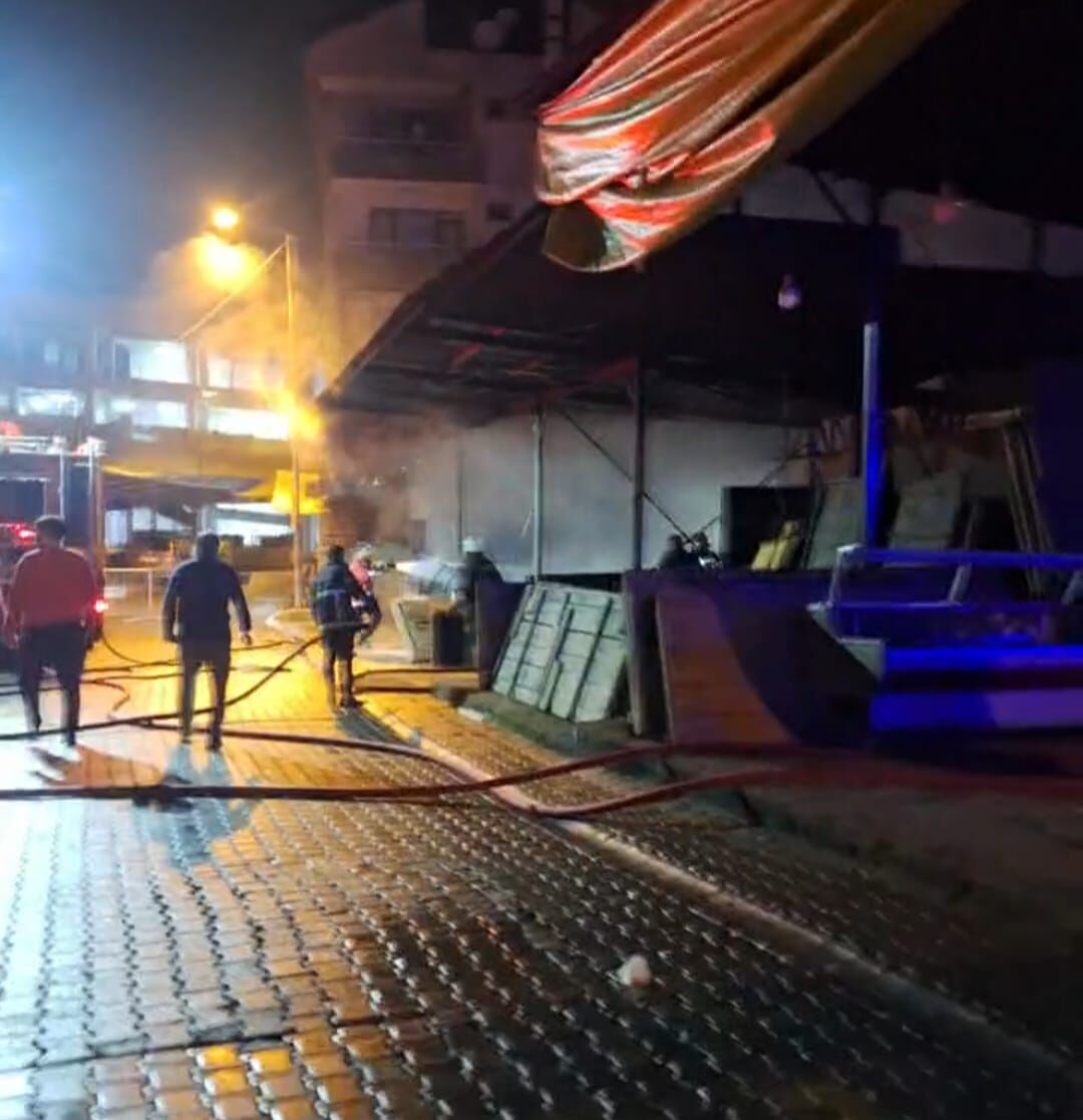 9C7C7B8D 6C58 47C4 9B4D 87E83D17Aa37