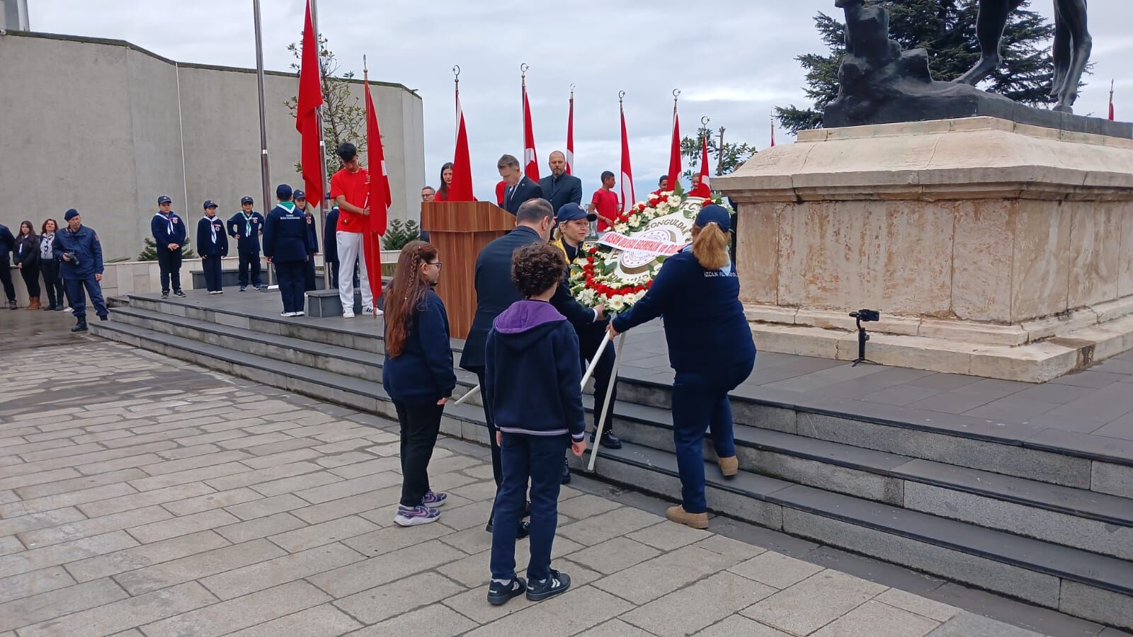 A1A081B0 E503 4C1A A9D6 105D4D741D21