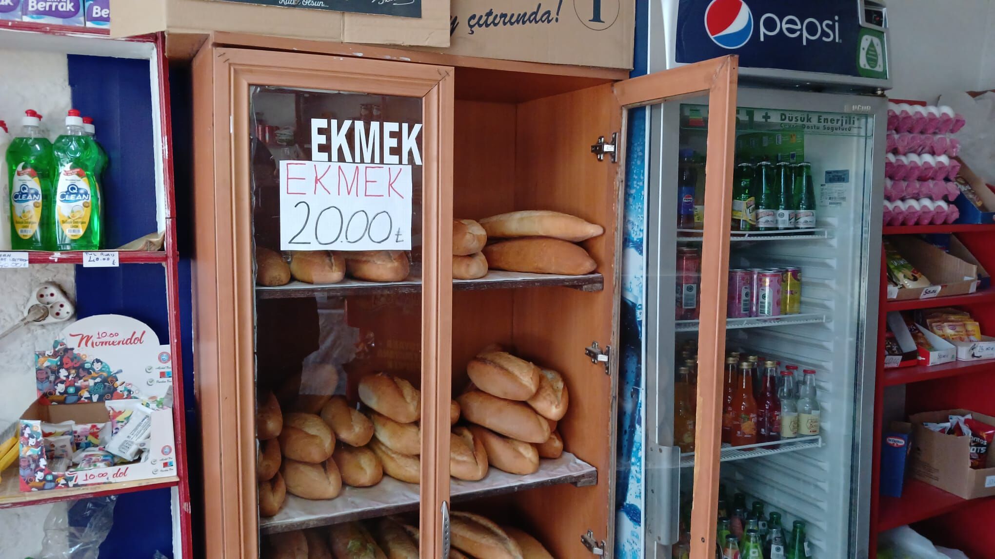 Aaba7E58 523D 40E2 A730 270822F87936