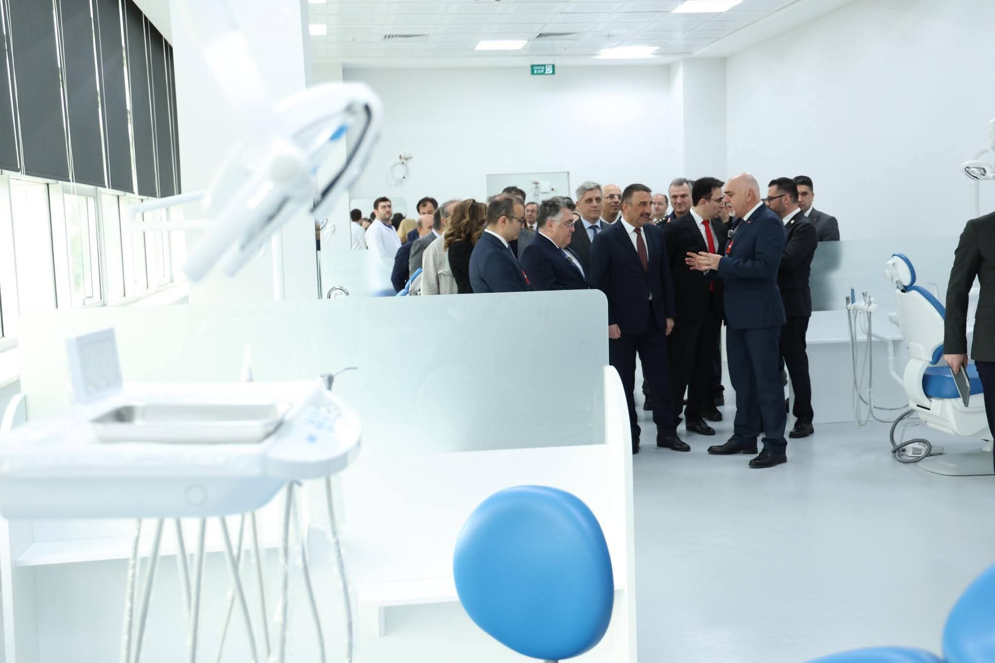 Ac82E783 D5Fb 4249 9Bc5 D3Eeda9Bb0Ba