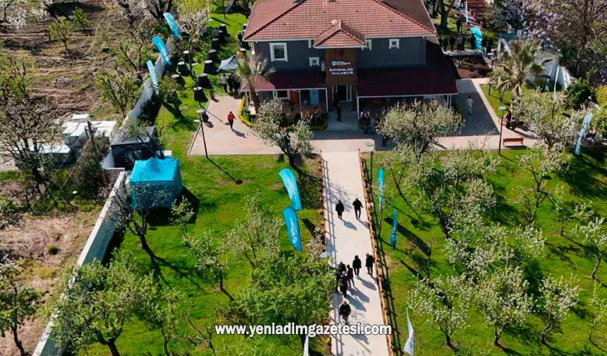 Saygınlar Kulübü Gölcük'te hizmete açıldı