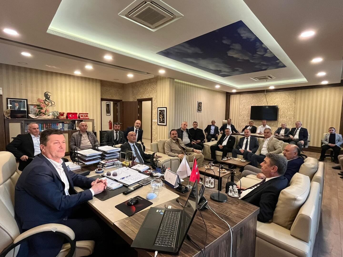 B3Ff5418 995E 4328 8583 6Ec869D19A71