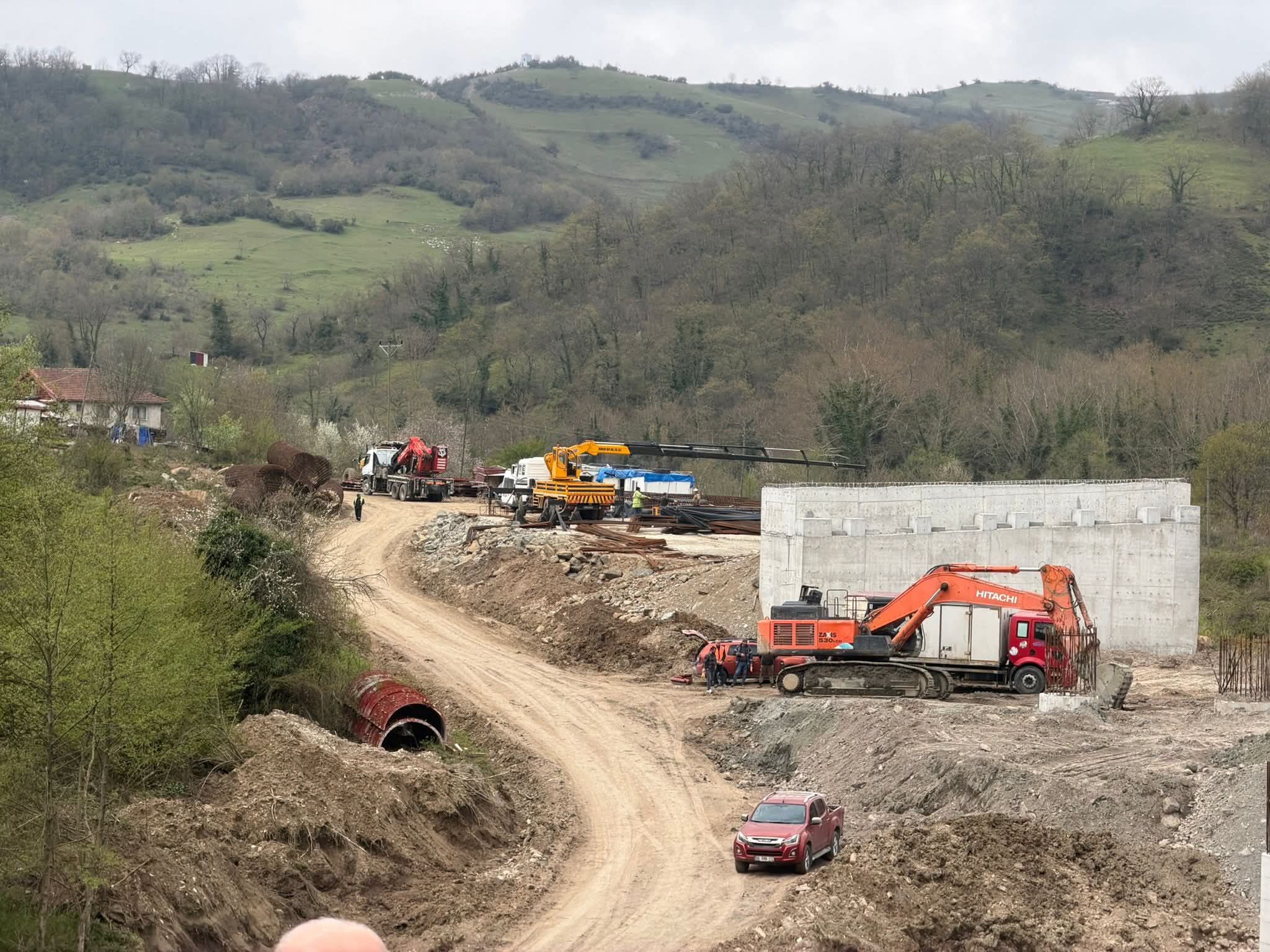 E7F8B4Fa 7E5A 4Abd B10E Cbf93F2E3C07