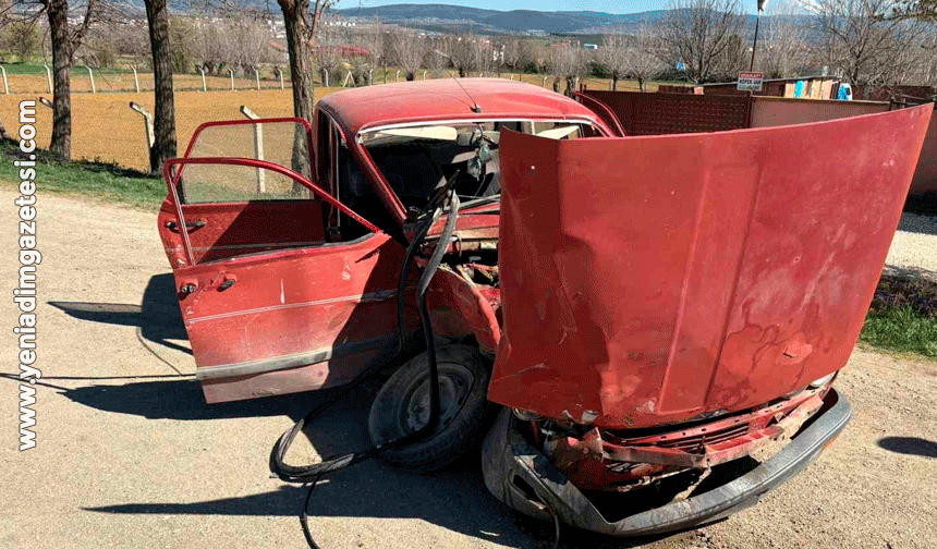 Feci kaza! Araç hurdaya döndü...