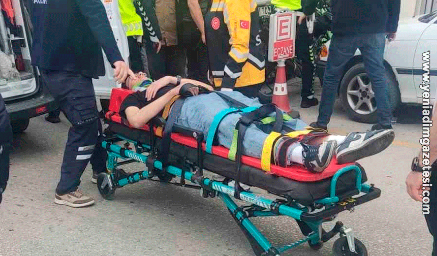 Kastamonu'da motosiklet otomobile çarptı: 1 yaralı