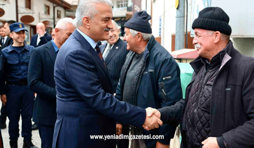 Vali Makas esnaf ile hasbihal etti